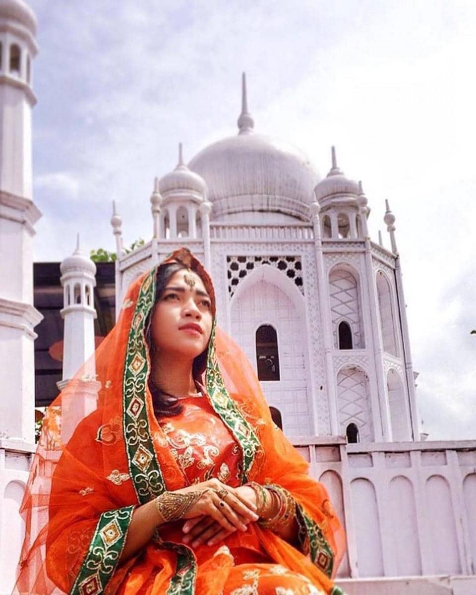 Instagram/@alolatulip