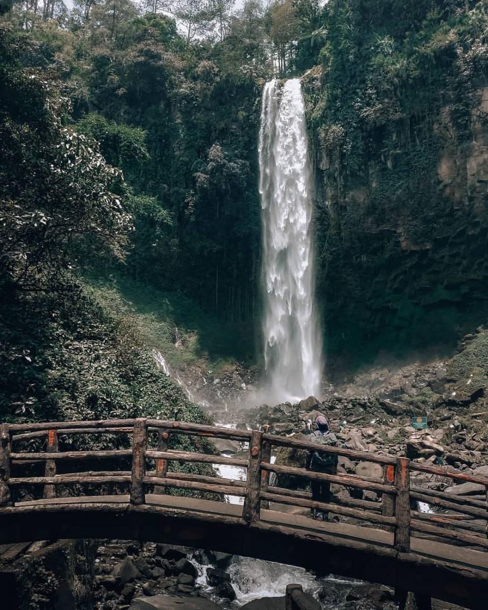 instagram.com/destinasi_id_official