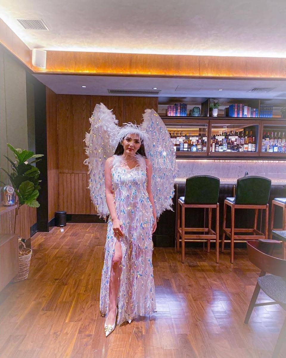 instagram.com/ashanty_ash