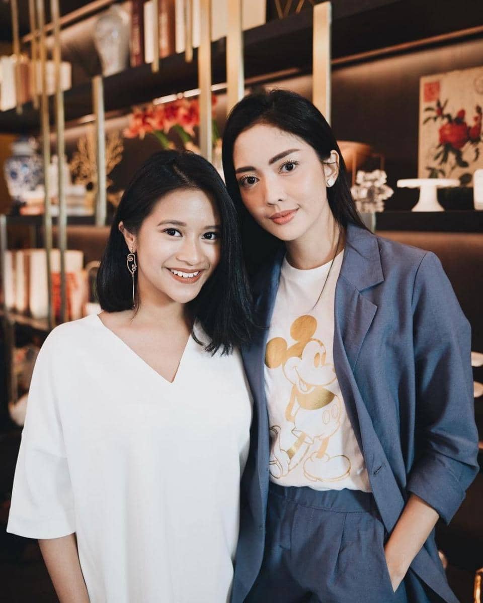 instagram.com/adirakania/