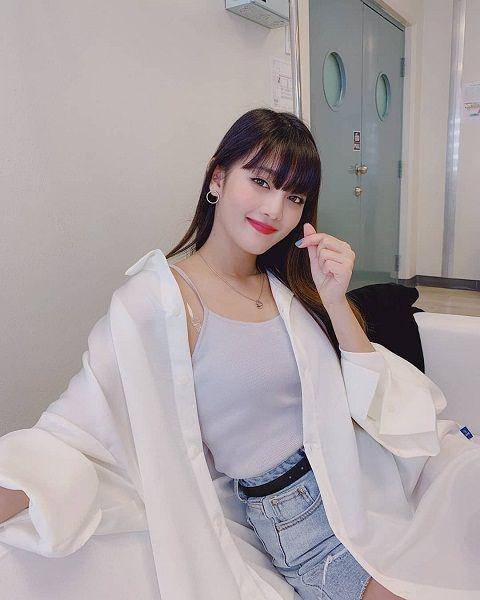 instagram.com/official_g_i_dle