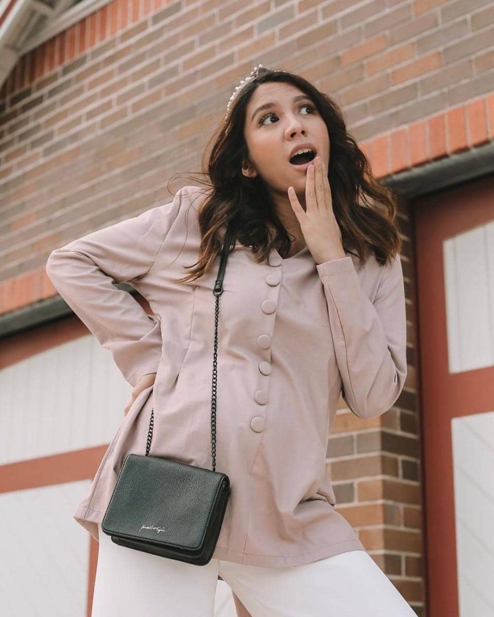 Instagram.com/achasinaga