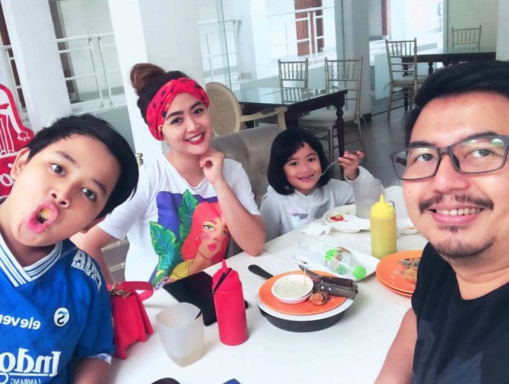 Instagram.com/vegadarwanti123