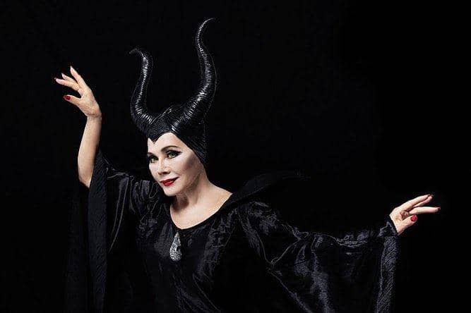 Instagram/dewisukarnoofficial