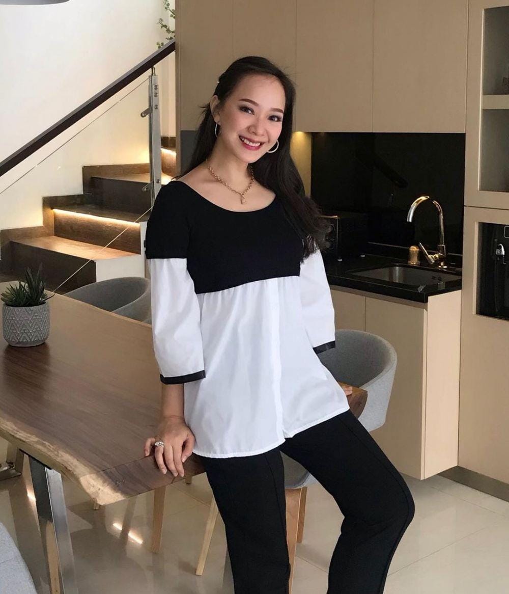 instagram.com/yuanitachrist