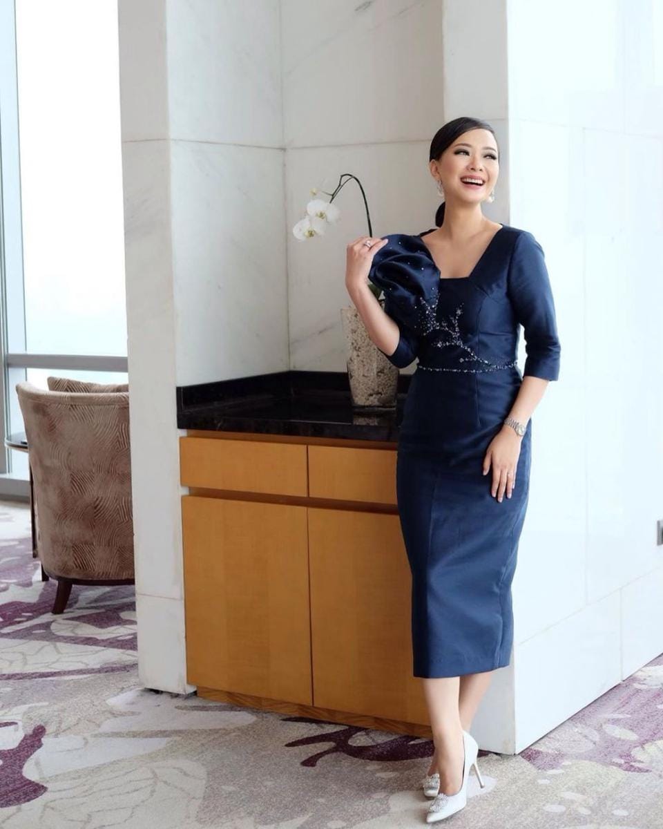 instagram.com/yuanitachrist