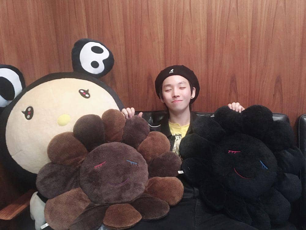 instagram.com/____junhyeok