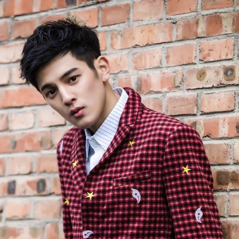 instagram.com/wangrunzee