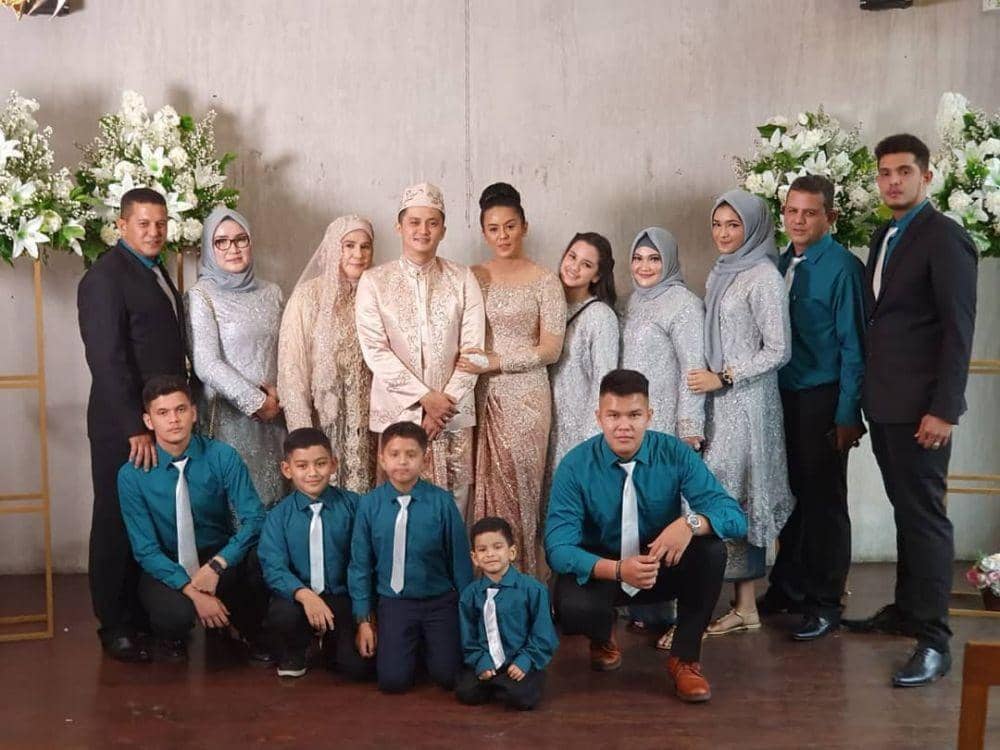 instagram.com/varissa_camelia