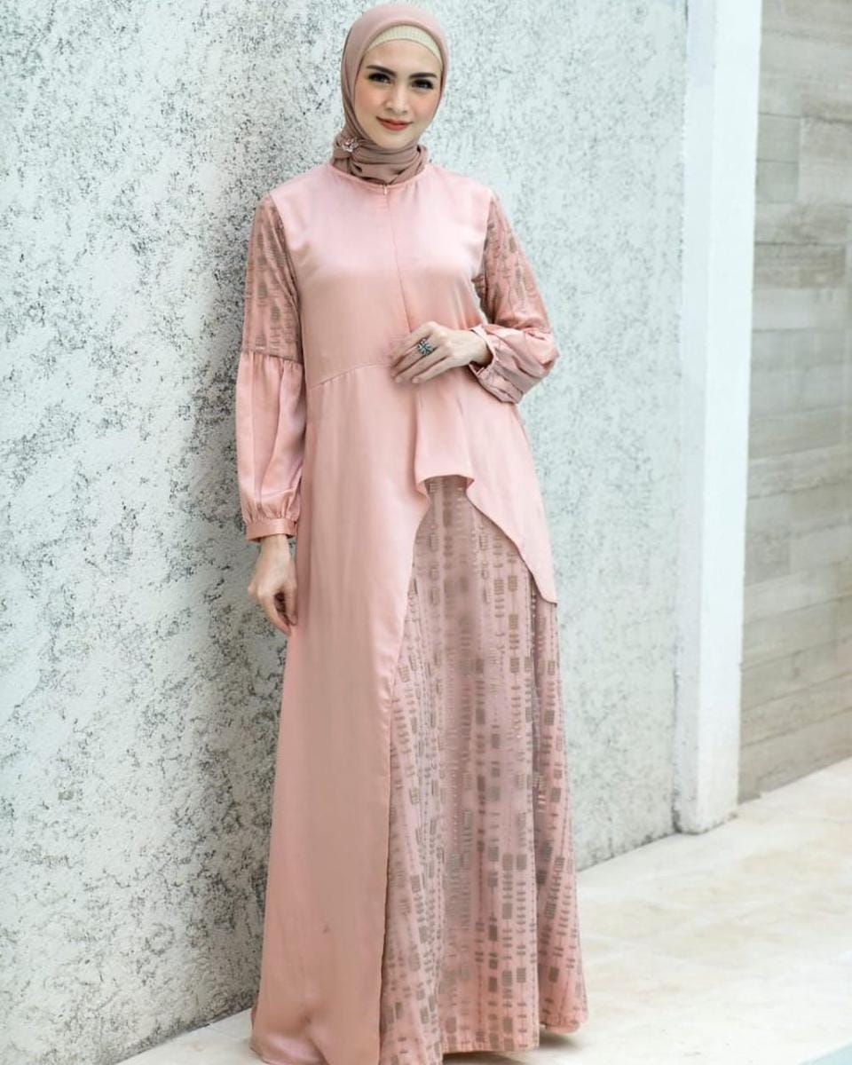 Instagram/donitabhubiy