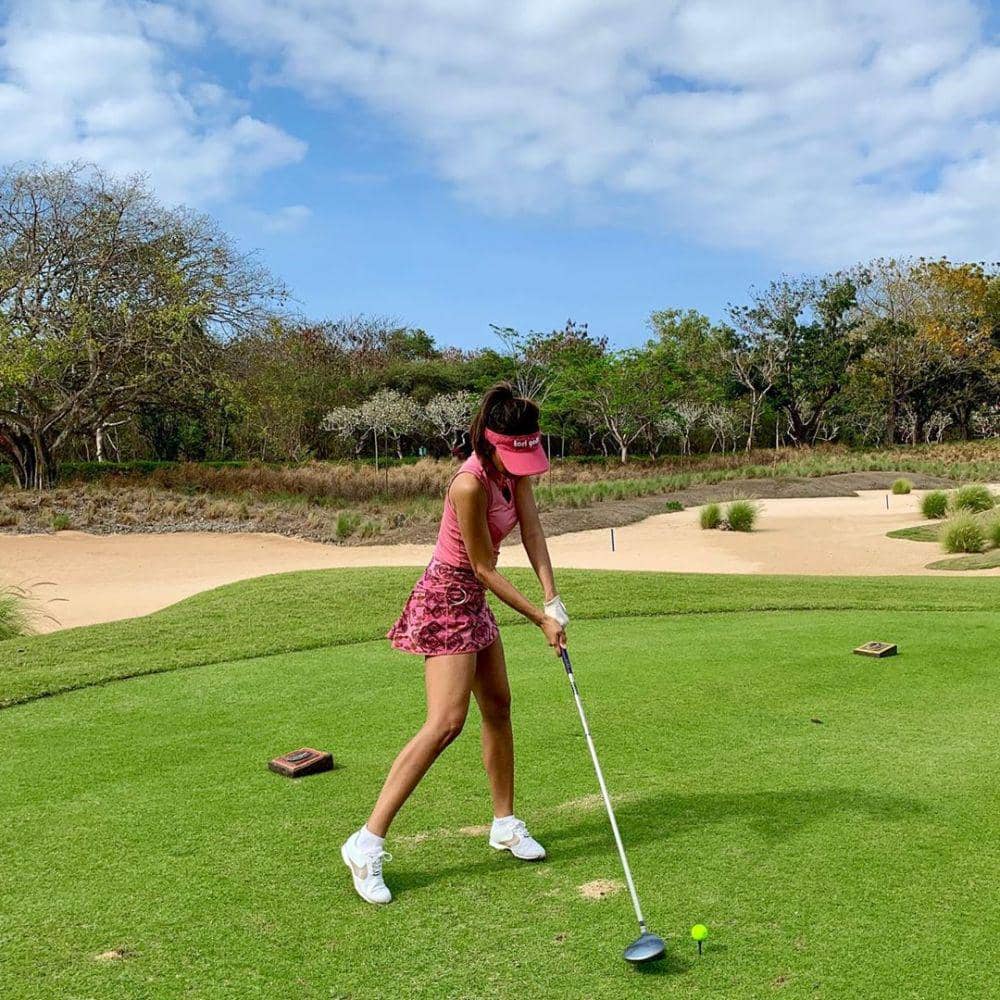 instagram.com/farahquinnofficial