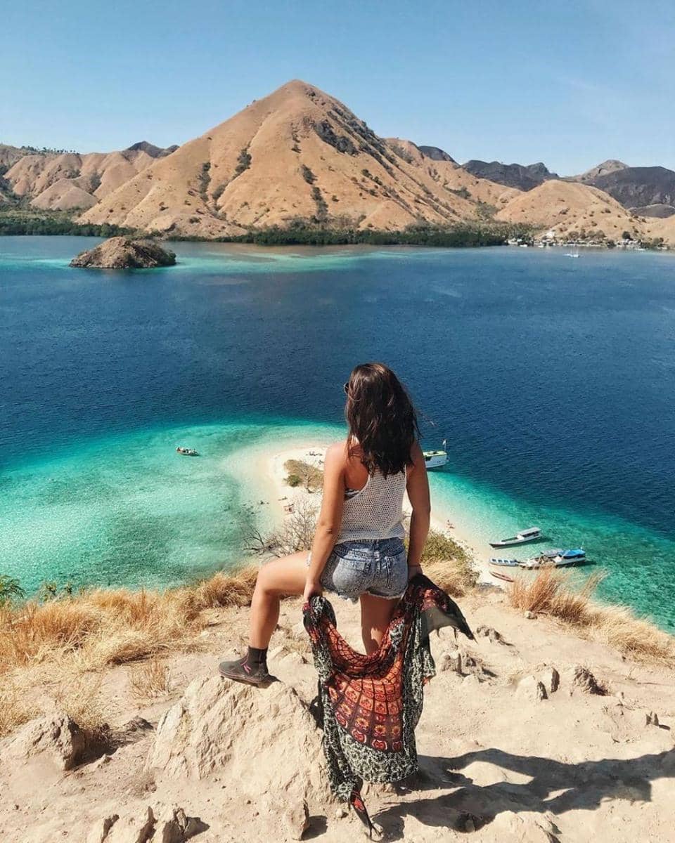 Instagram/angelagilsha