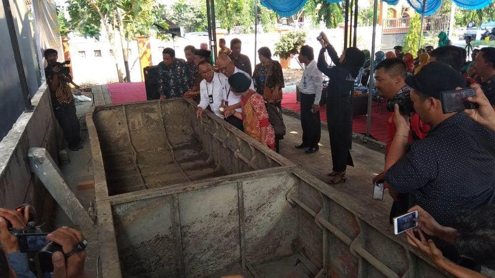 Perahu baja yang diduga peninggalan perang dunia pertama. IDN Times/Imron