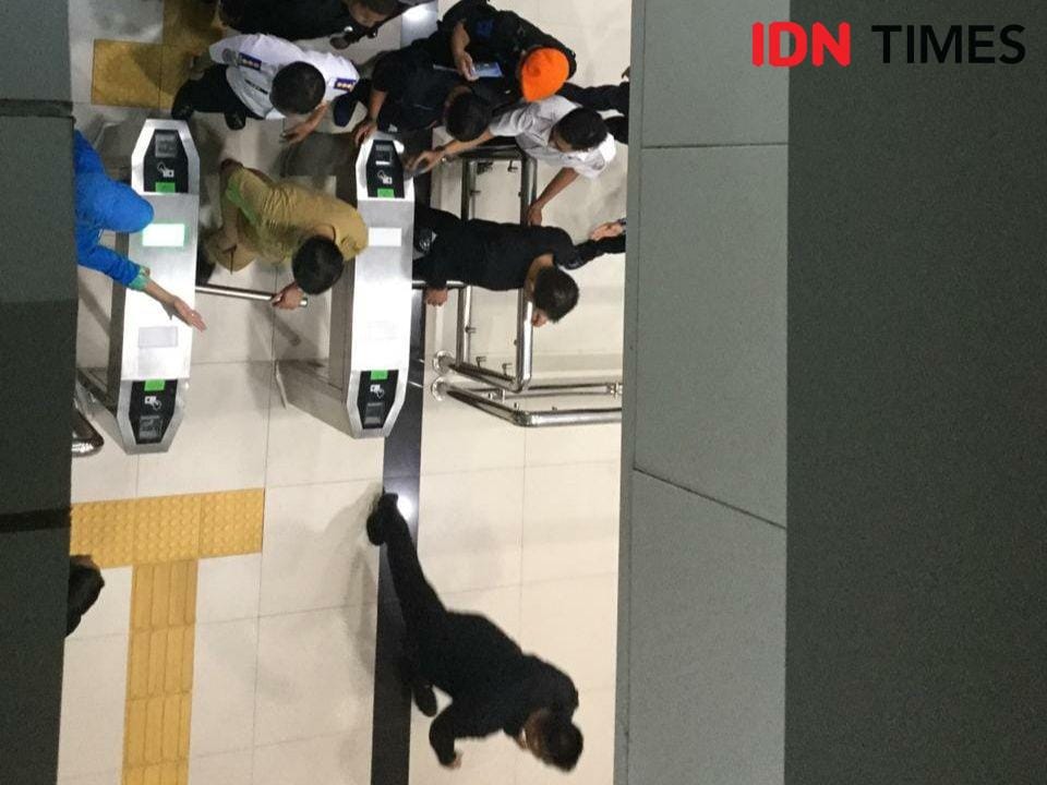 Nantinya juga LRT bisa digunakan oleh masyarakat pengguna transportasi sungai dengan sistem penghubung (IDN Times/Rangga Erfizal)