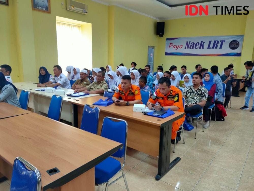 Workshop penggunaan LRT (IDN Times/Rangga Erfizal)