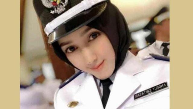 Angely Emitasari terpilih sebagai kepala desa. IDN Times/Dok. Istimewa