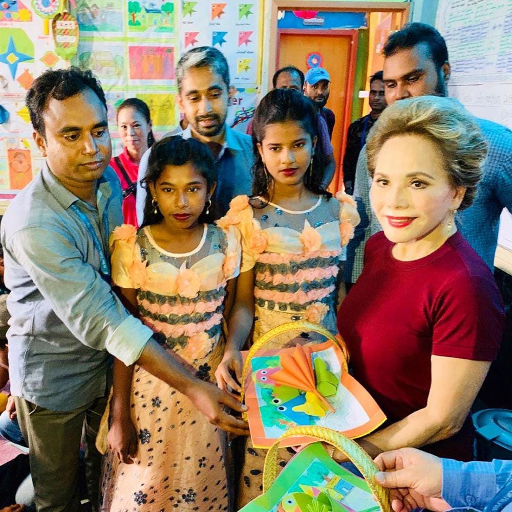 Instagram/dewisukarnoofficial