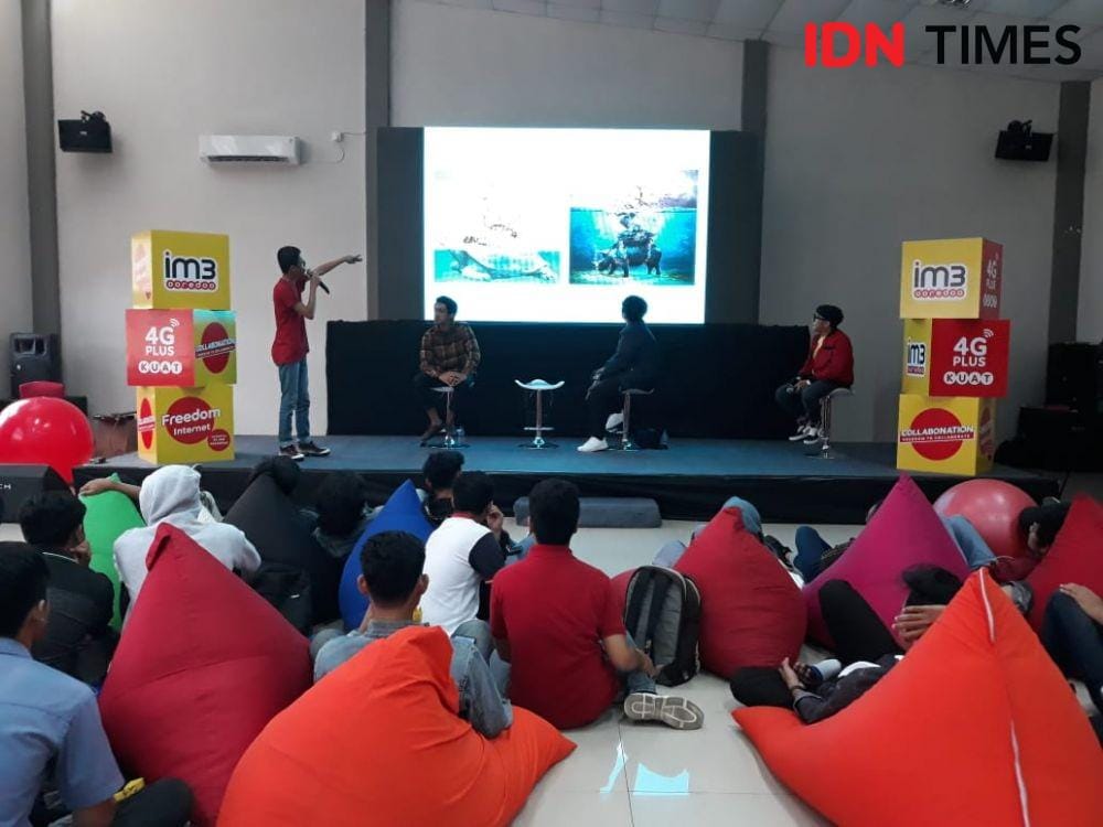 IM3 Ooredoo gelar Collabonation Talk bertajuk “Collabonation-Freedom To Collaborate” di STT Migas Balikpapan, Kamis (7/11) siang. IDN Times/Surya Aditya