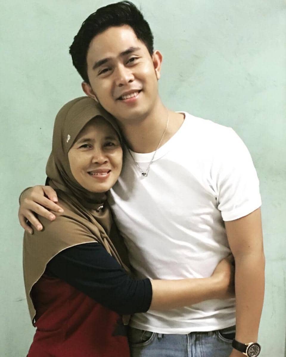 Instagram.com/cakra.khan