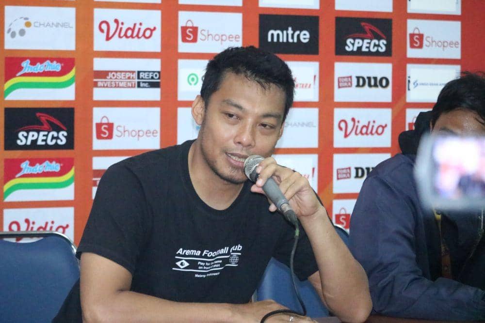 Kapten tim Arema FC, Hamka Hamzah mengakui bahwa kedua tim alami kelelahan. IDN Times/ Alfi Ramadana