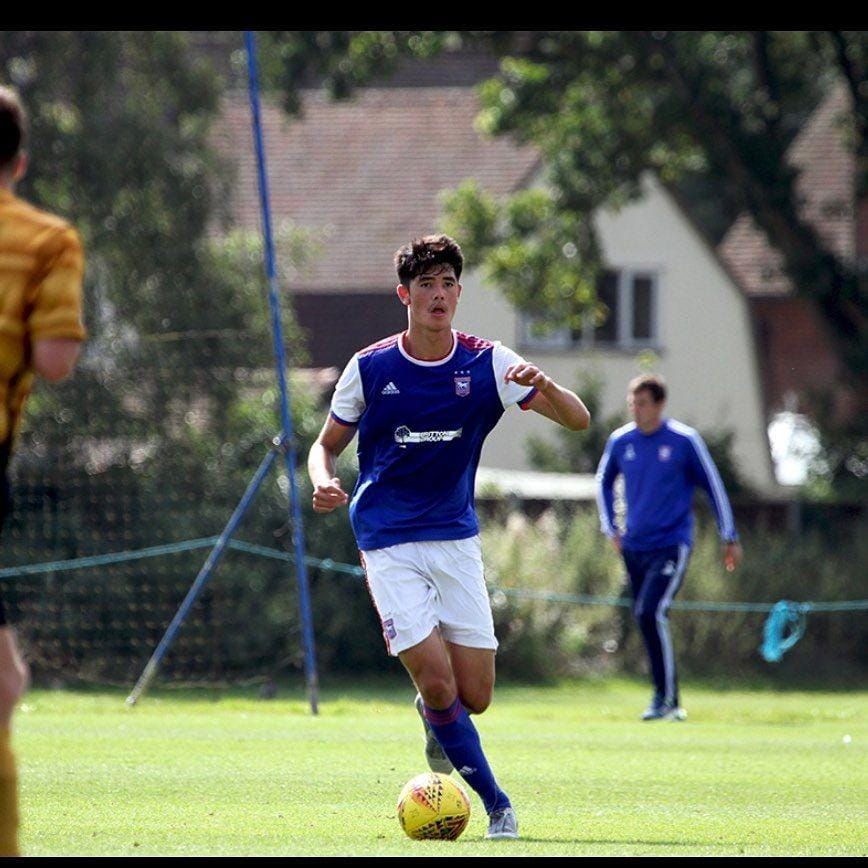 Instagram/@elkanbaggott