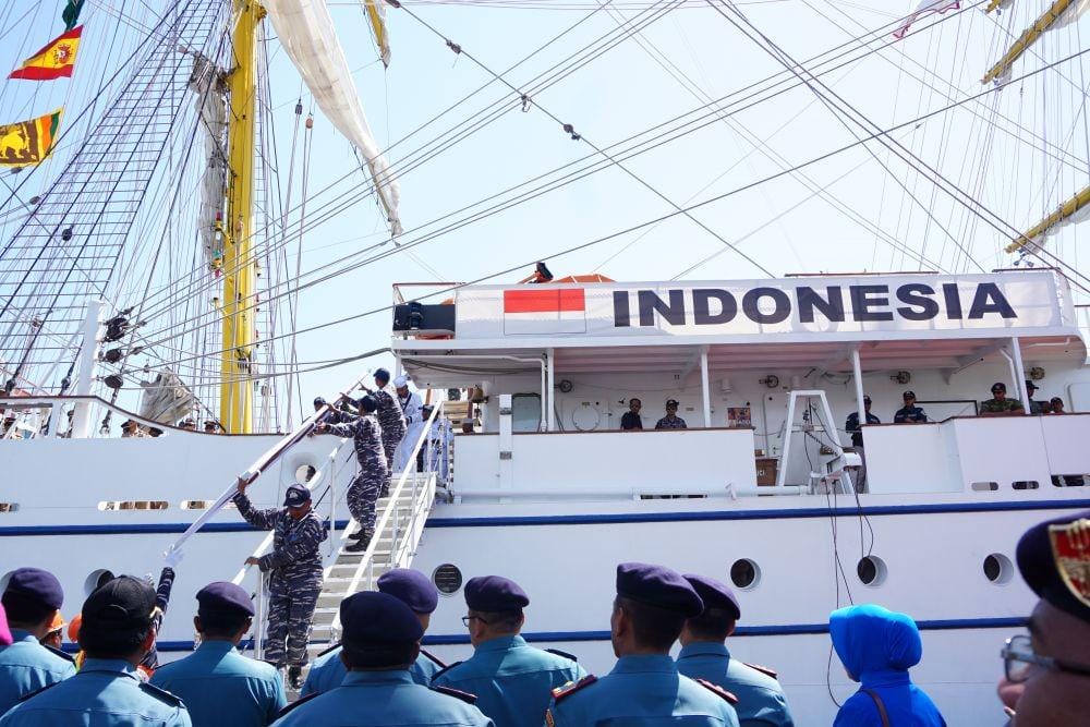 KRI Bima Suci Saat Sandar di Pelabuhan Tanjung wangi Banyuwangi. IDN Times/Mohamad Ulil Albab