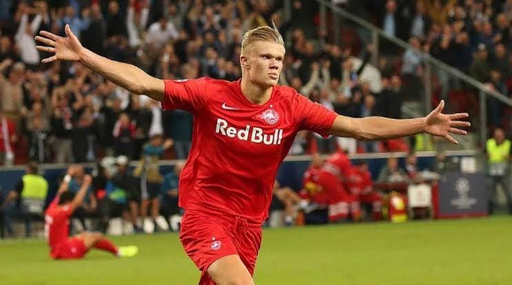 Penyerang muda Red Bull Salzburg, Erling Braut Haaland. fourfourtwo.com
