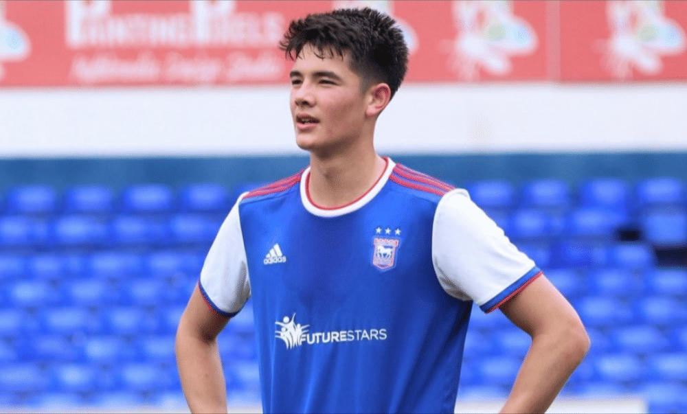 Instagram/@elkanbaggott