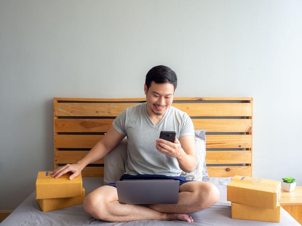 Shutterstock/Rachata Teyparsit