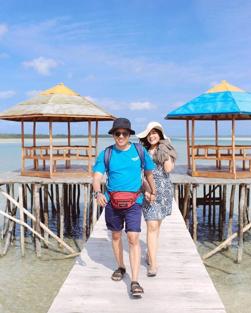 instagram.com/tiarapangestika