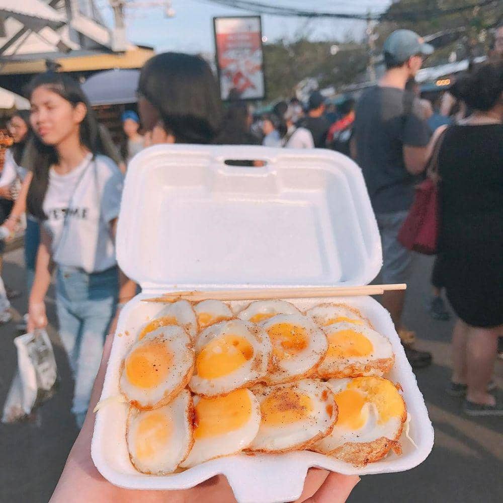 instagram.com/angietyo