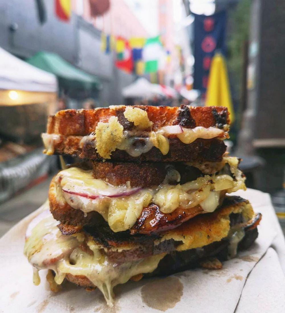 instagram.com/thecheesetruck