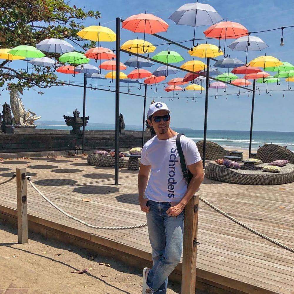 Instagram.com/adrianmaulana