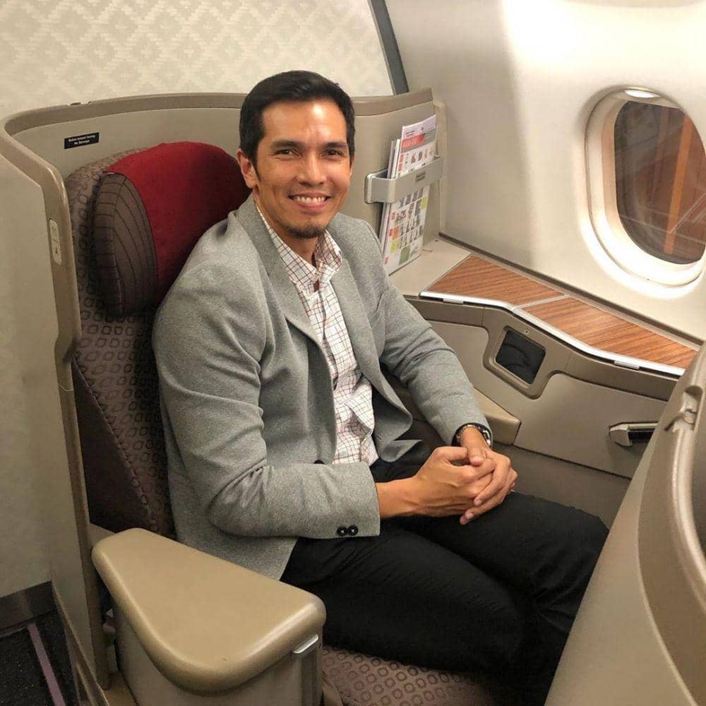 Instagram.com/adrianmaulana