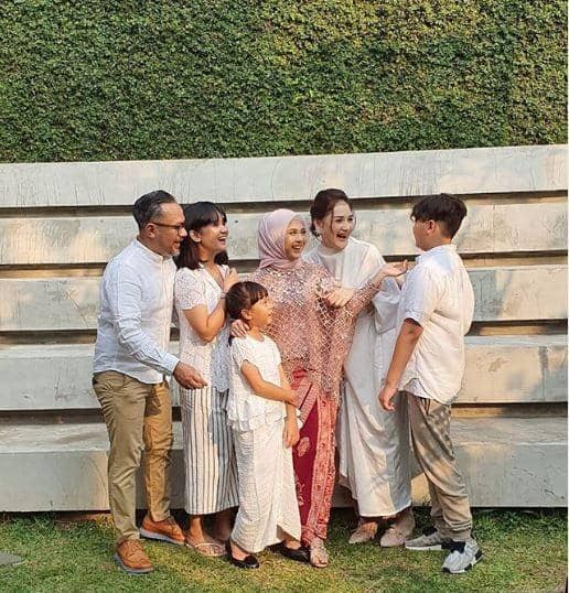 instagram.com/monaratuliu/