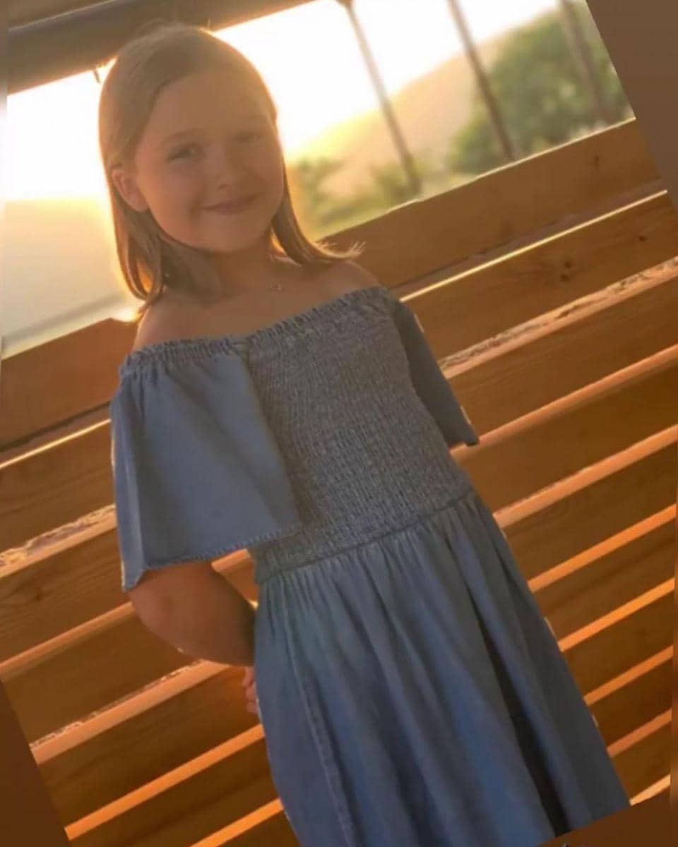 instagram.com/harperbeckham_fashion