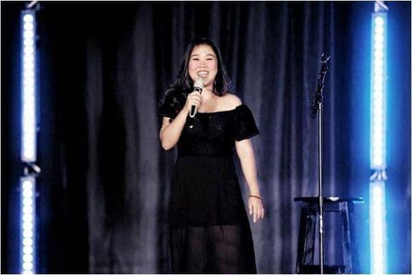 instagram.com/kikysaputrii/