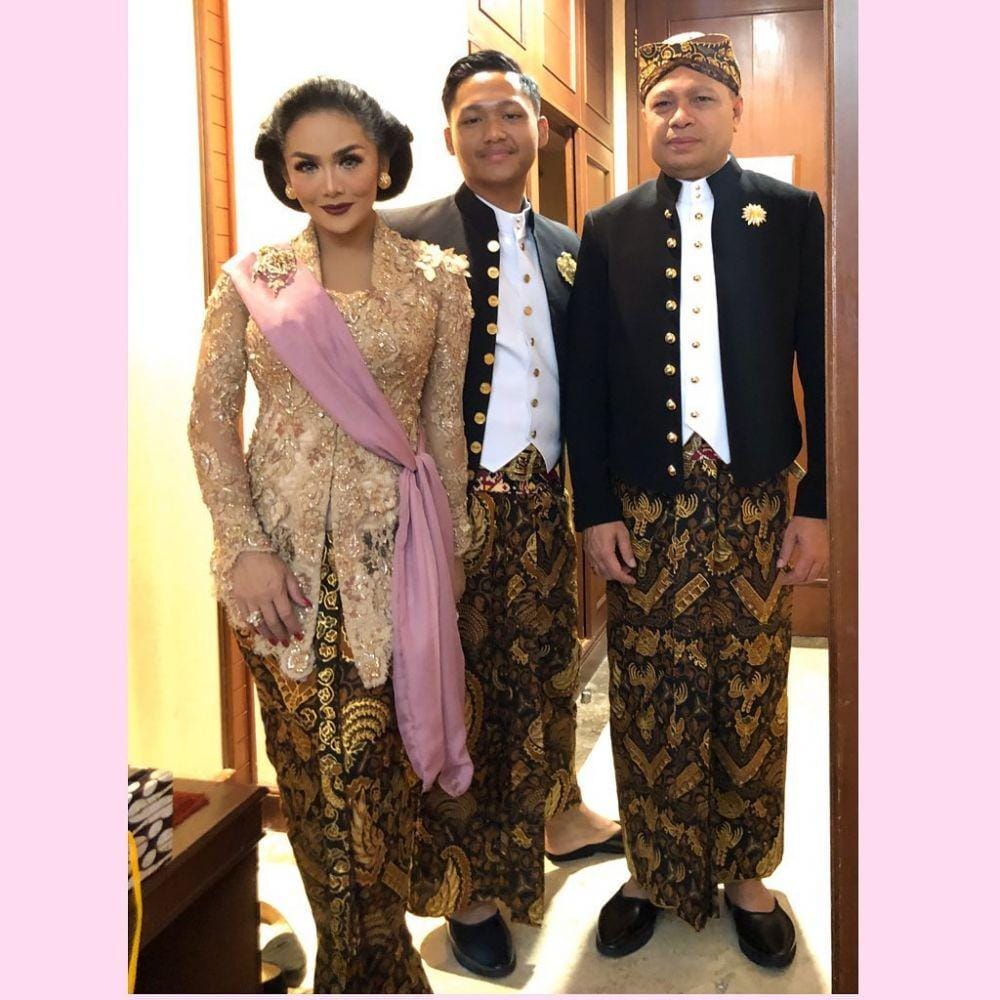 instagram.com/krisdayantilemos