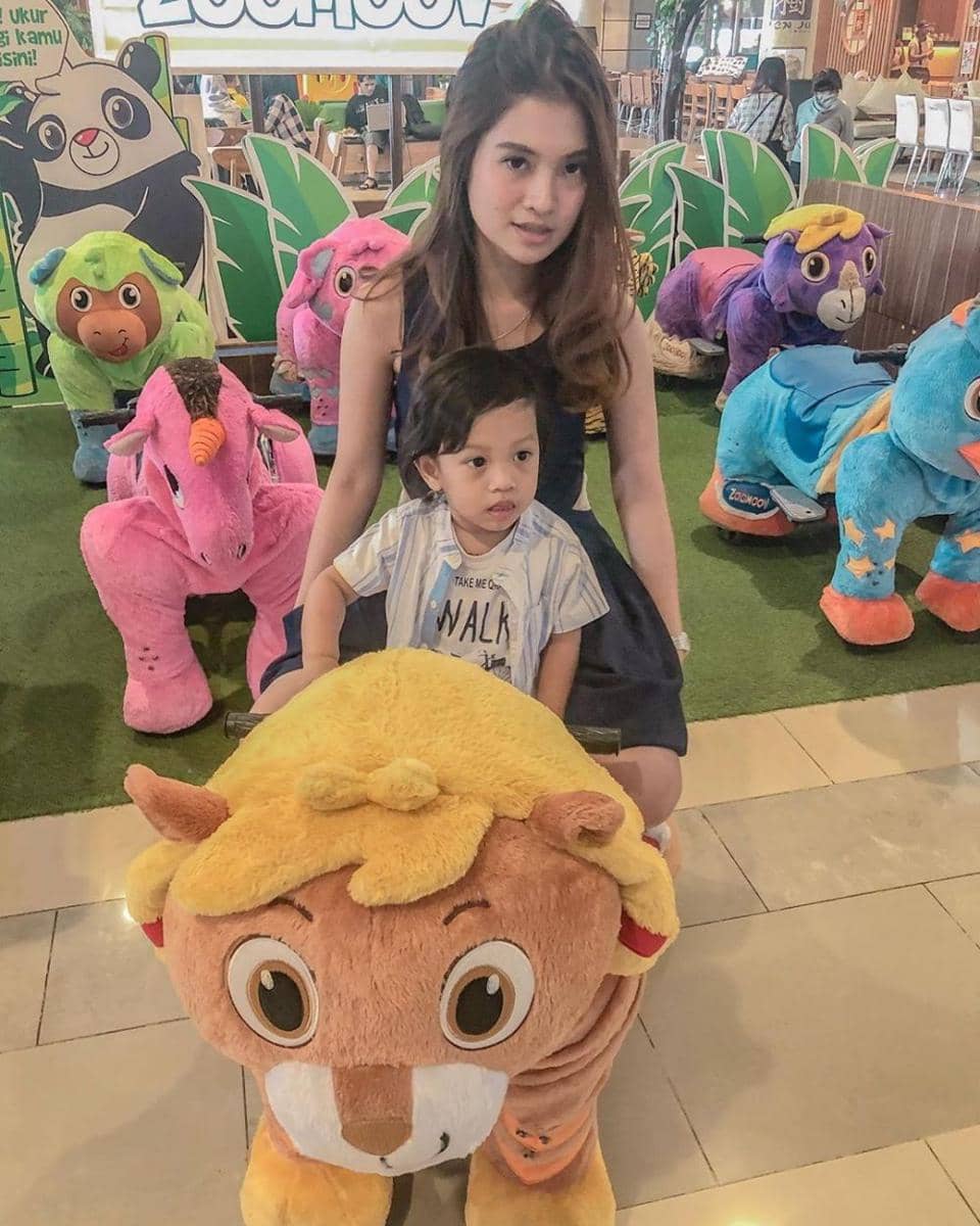 Instagram.com/vinessainez