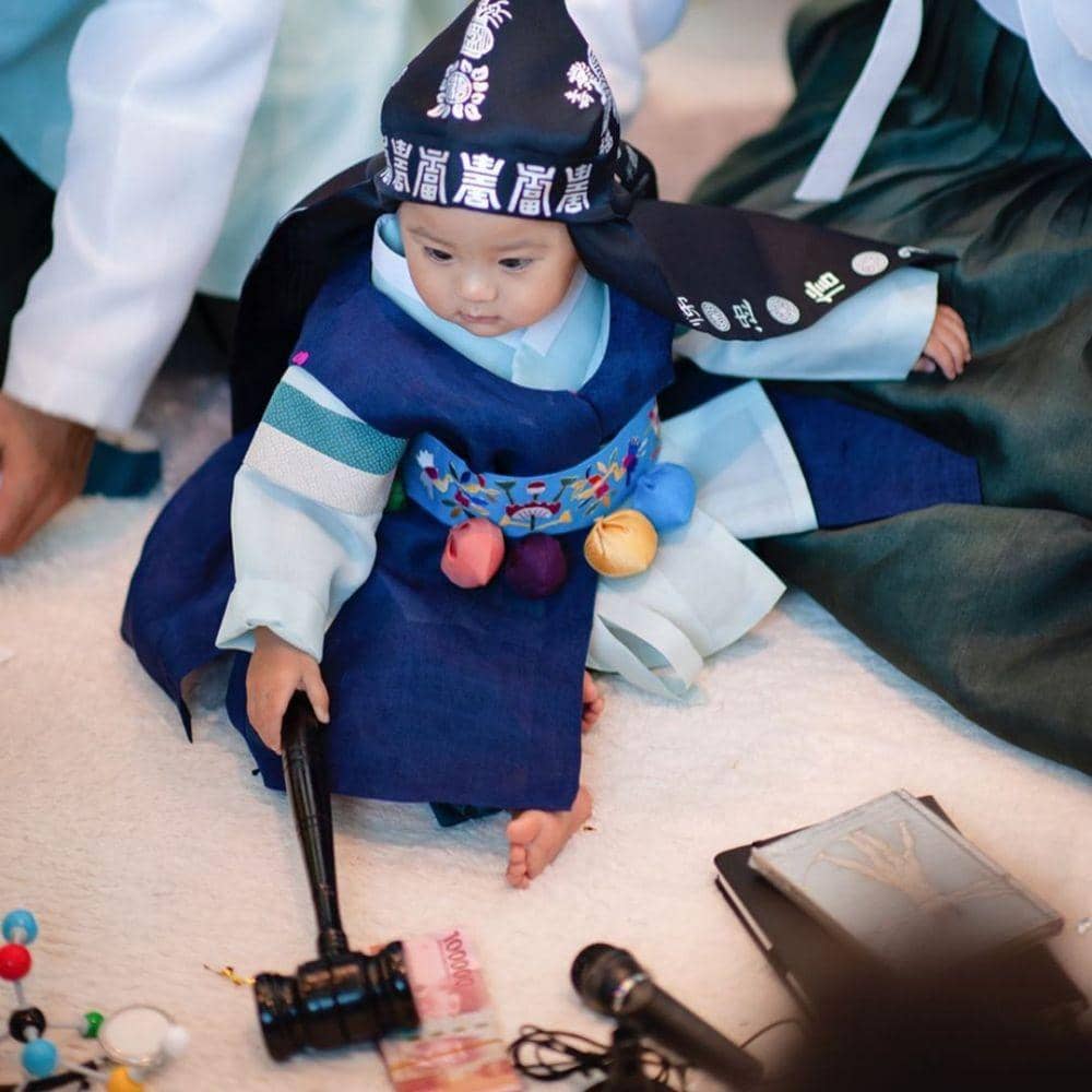 instagram.com/riniyulianti