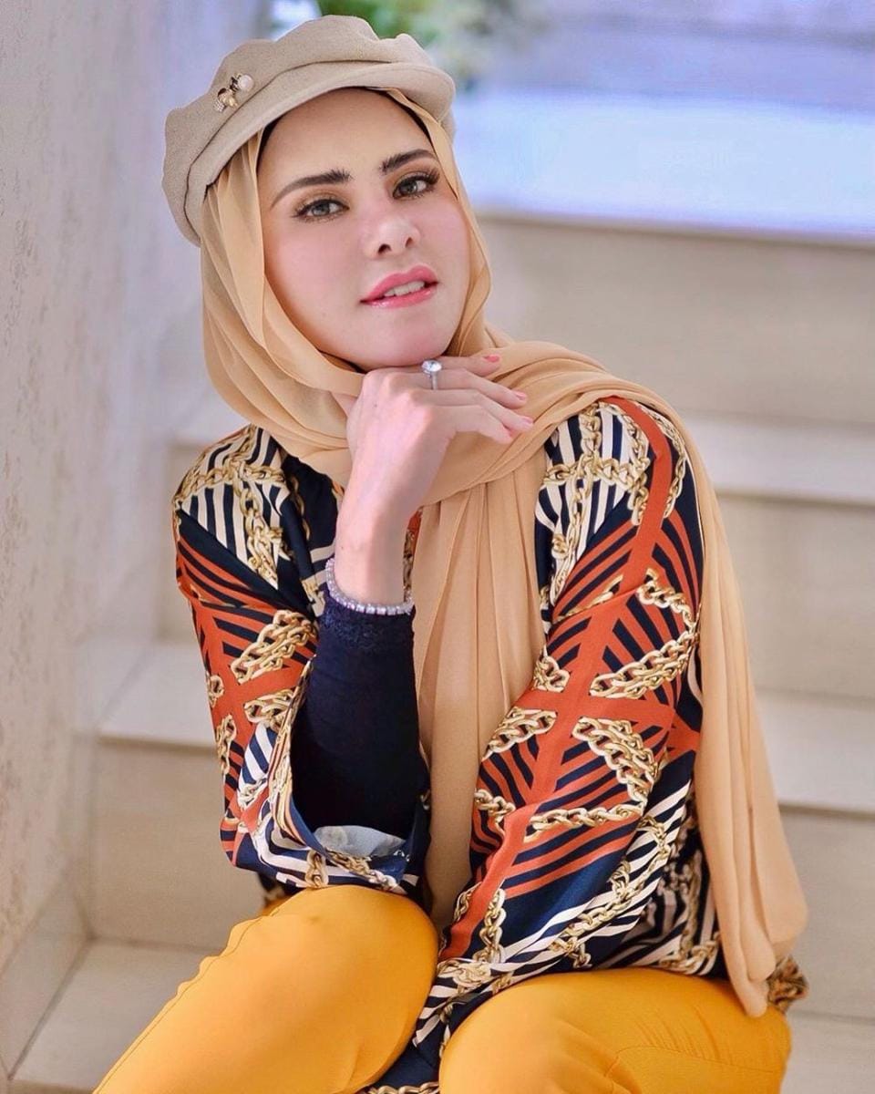 instagram.com/angellelga