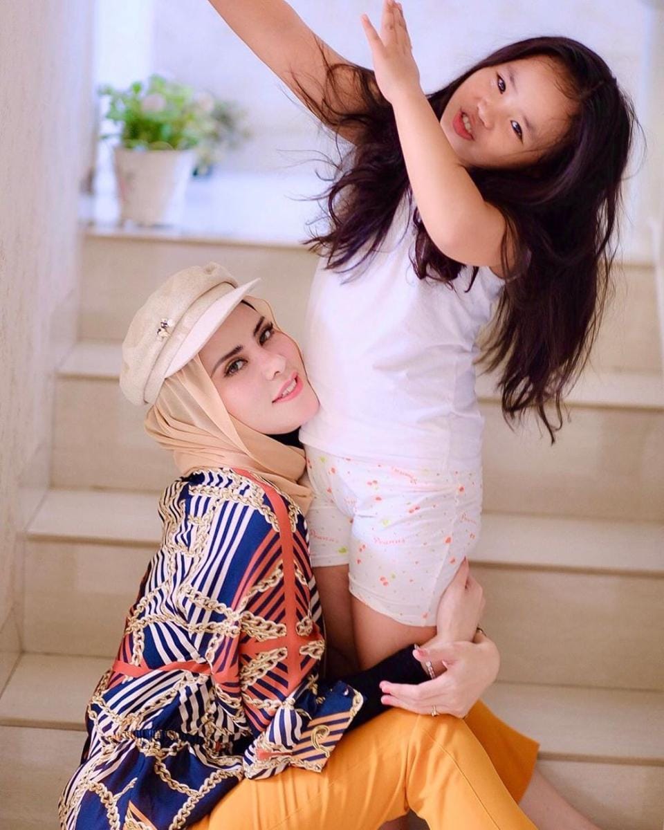 instagram.com/angellelga