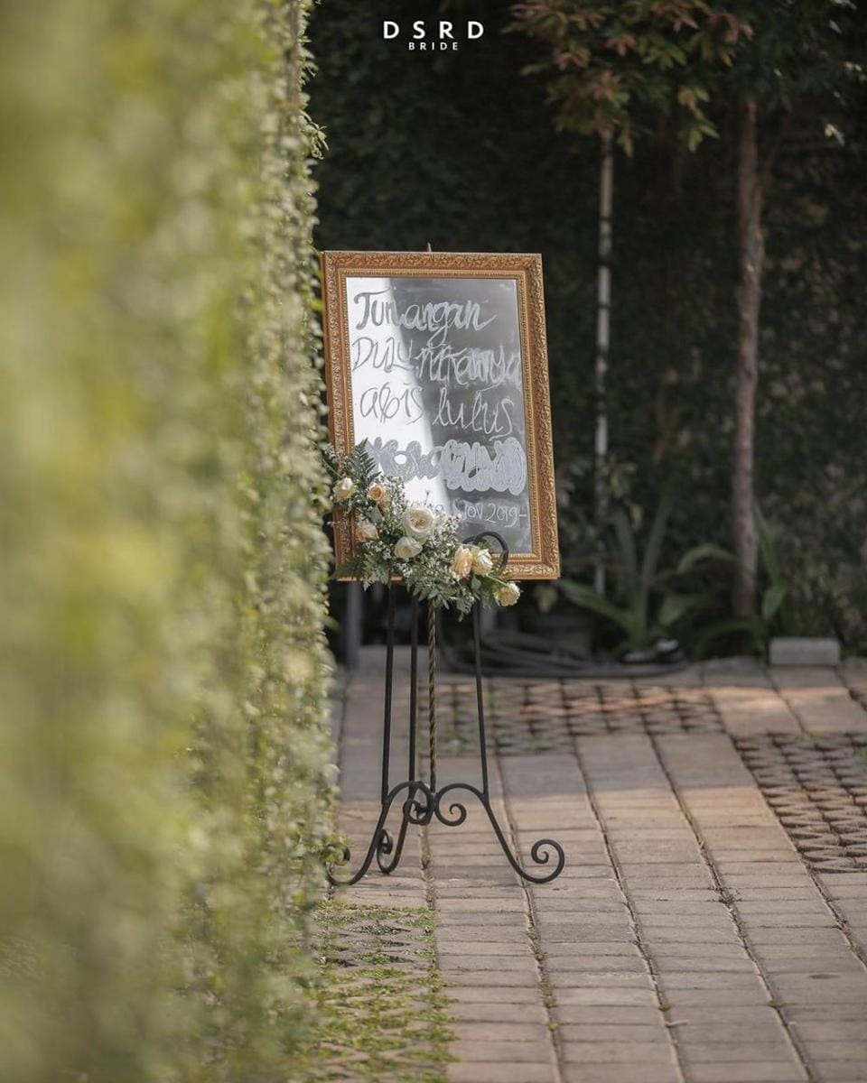 Instagram.com/dsrdbride