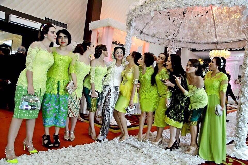 instagram.com/aurelie.hermansyah