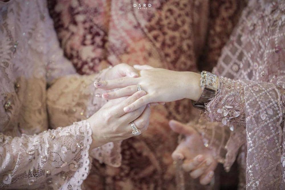 instagram.com/dsrdbride