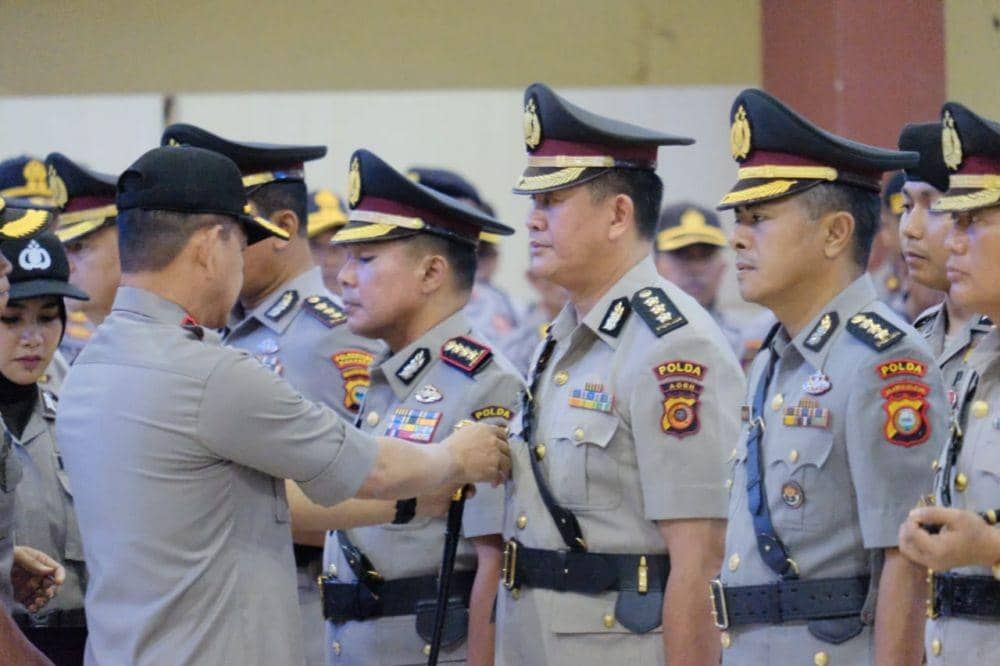 4 Pejabat Utama Polda dan 13 Kapolres se-Sulsel Dimutasi