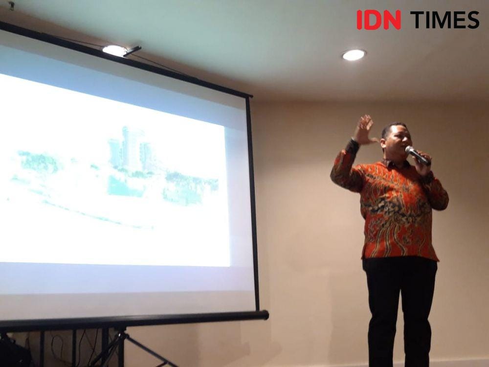 Whisnu Sakti Buana saat memaparkan gagasan pembangunan Kota Surabaya, Minggu (10/11). IDN Times/Fitria Madia
