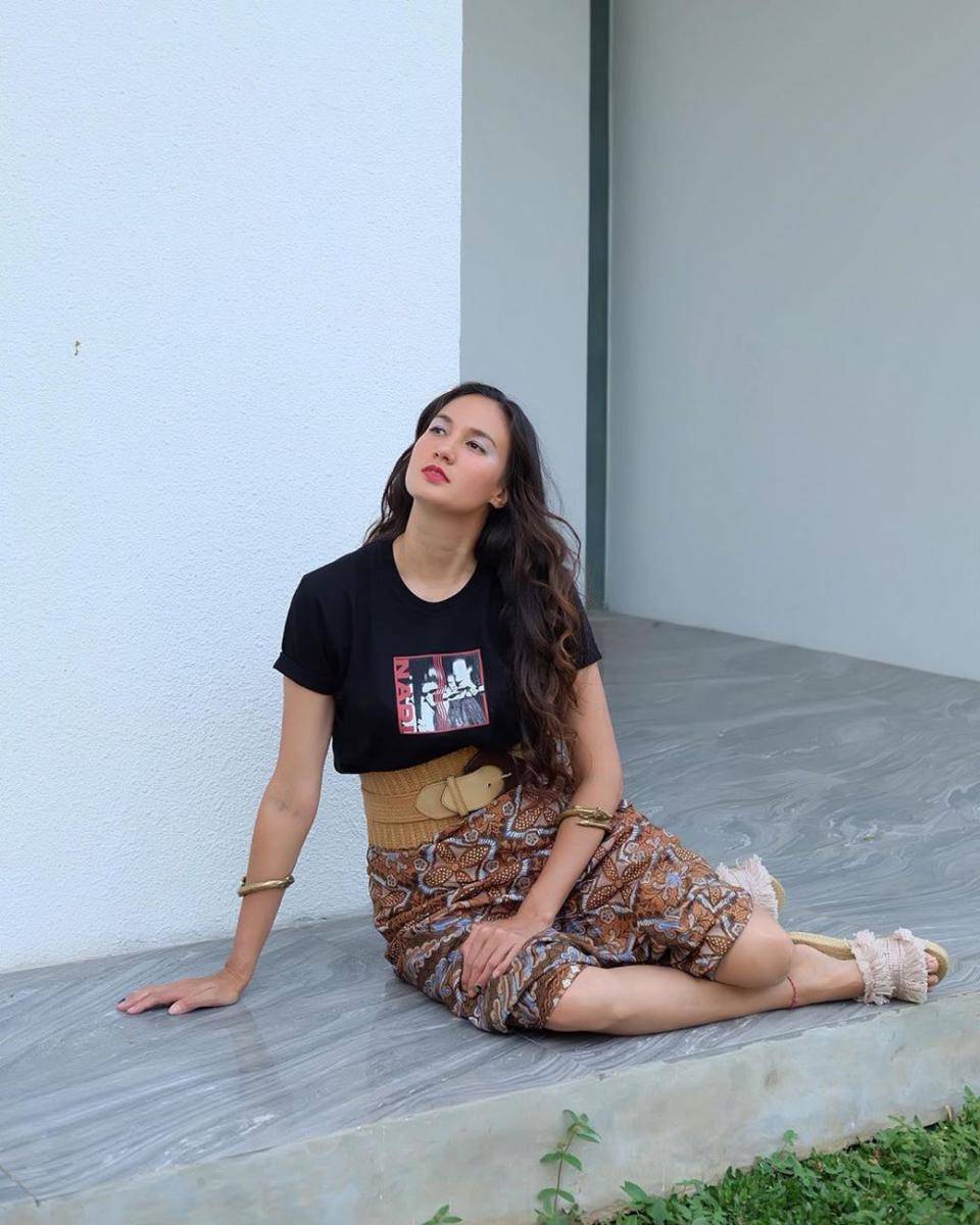 instagram.com/nadinelist