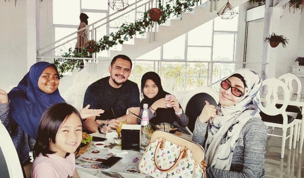 instagram.com/iyethbustami24