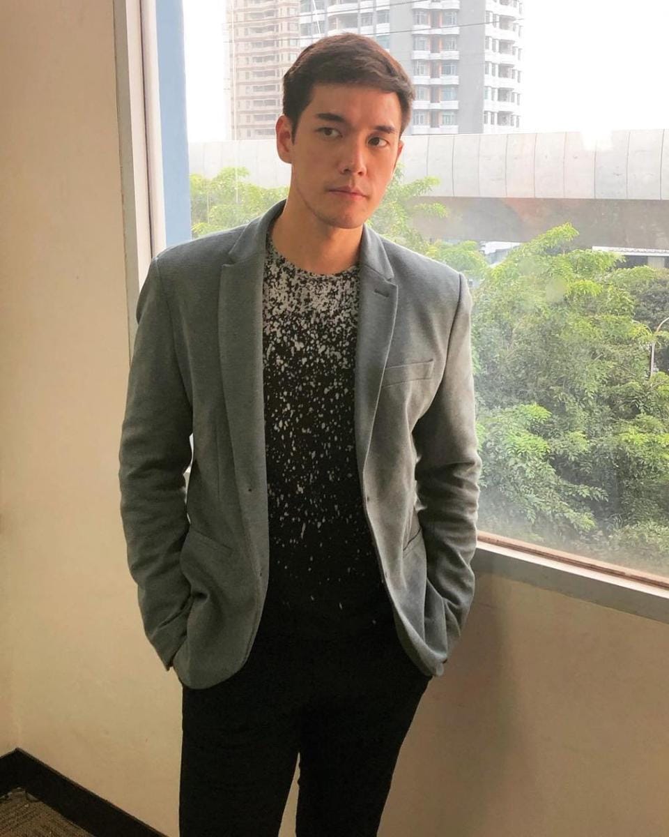 Instagram.com/anthonyxie_